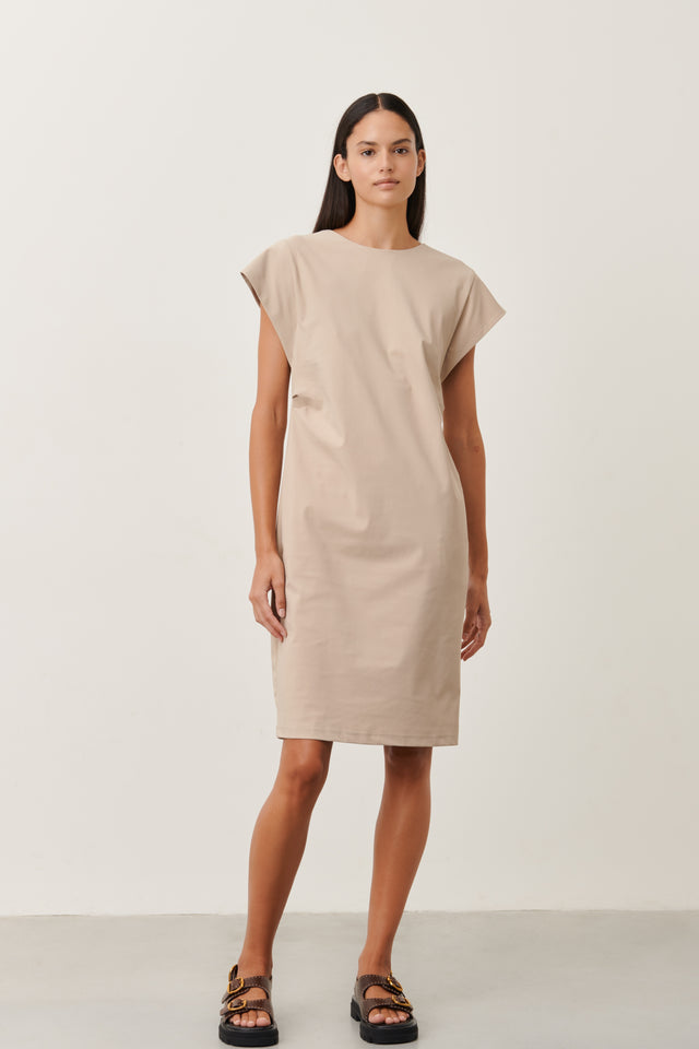 Domina Dress Technical Jersey | Sand