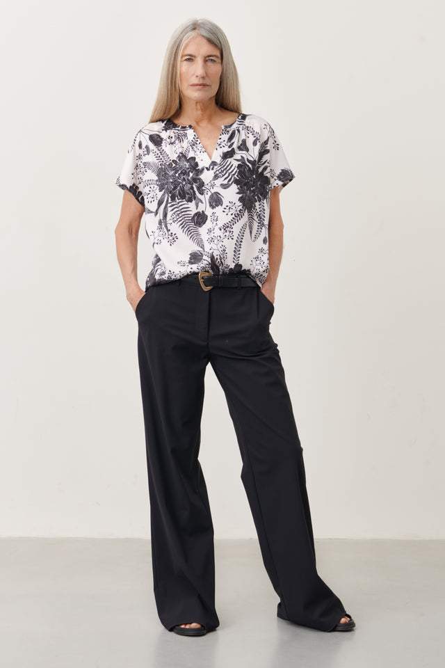 Remi Top | White Black