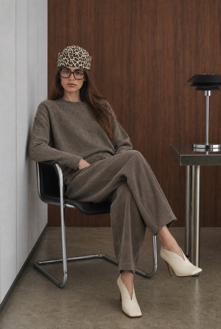 Velvety wool blend pullover | Toupe