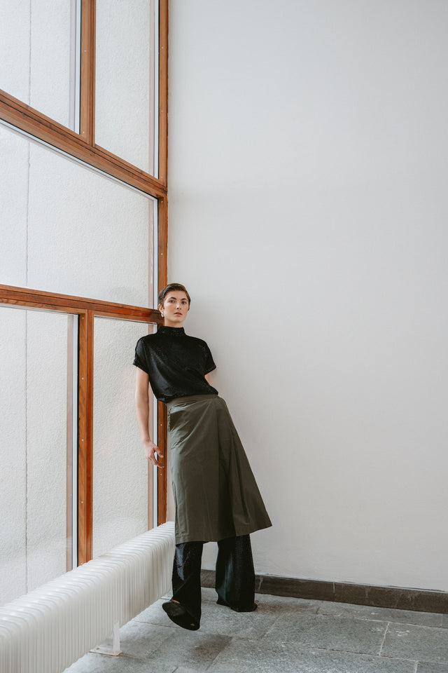 Simone velvet pants | Black shiny